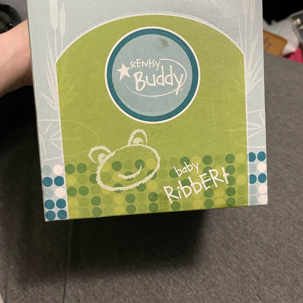 Baby Ribbert Scentsy Buddy - Picture 2 of 4